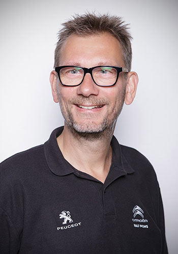 Geschäftsführer und Werkstattmeister der ASC Dessau GmbH Ralf Mohs