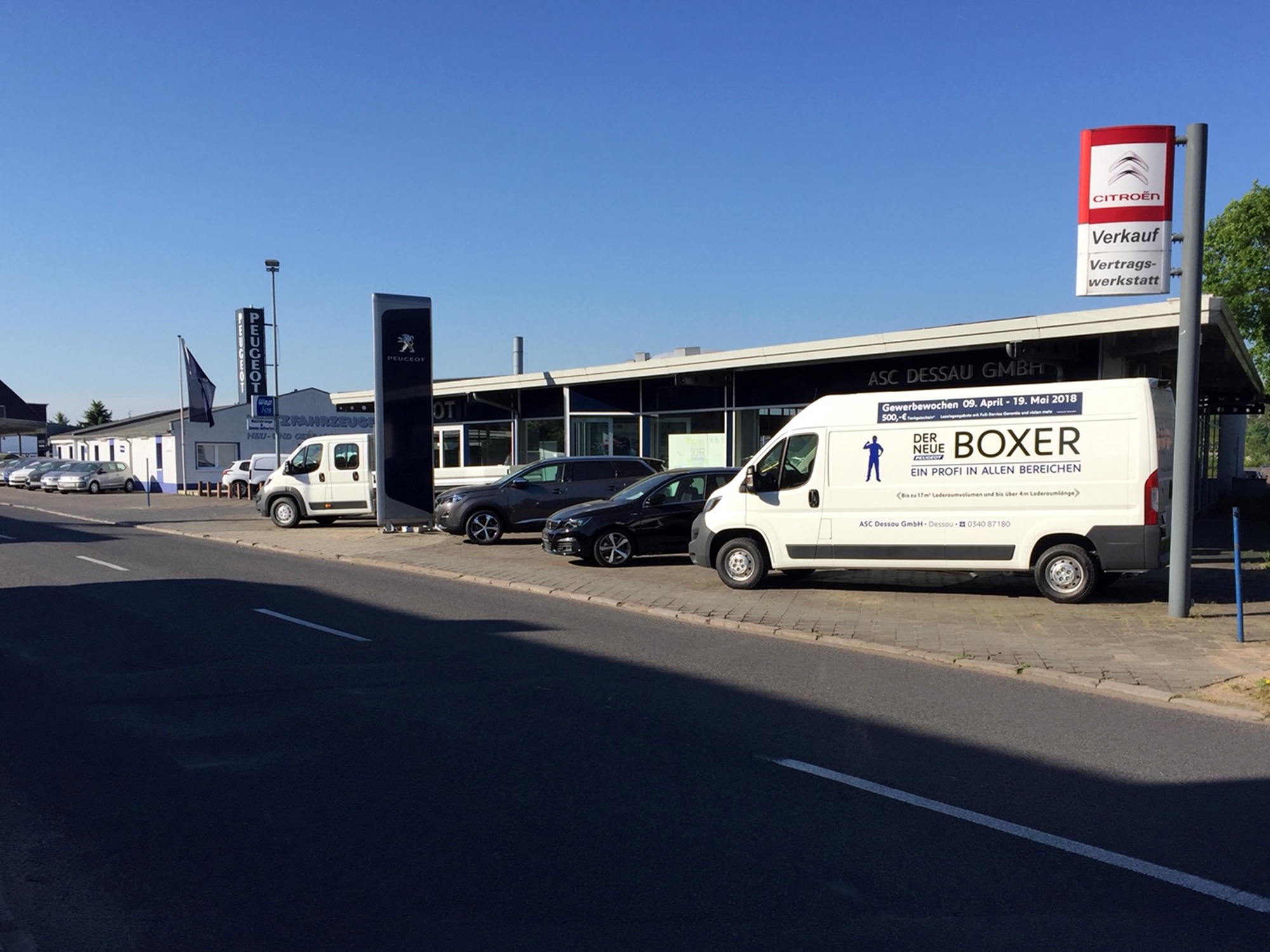 Außenansicht Autohaus ASC Dessau GmbH am Standort Dessau